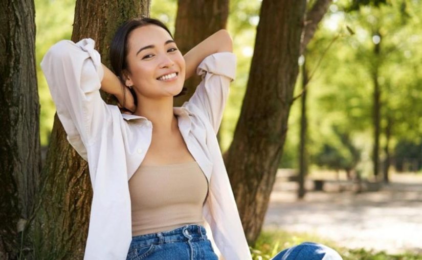 Viral! ‘Kinda Chic’ Adalah Tren Gaya Hidup Baru yang Mengubah Hal Biasa Jadi Keren